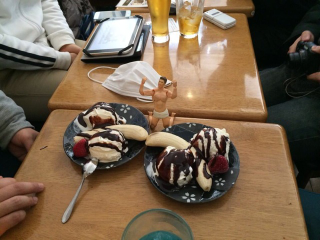 Illustration for article titled Infamous Manga Gets Cafe with NSFW... Food